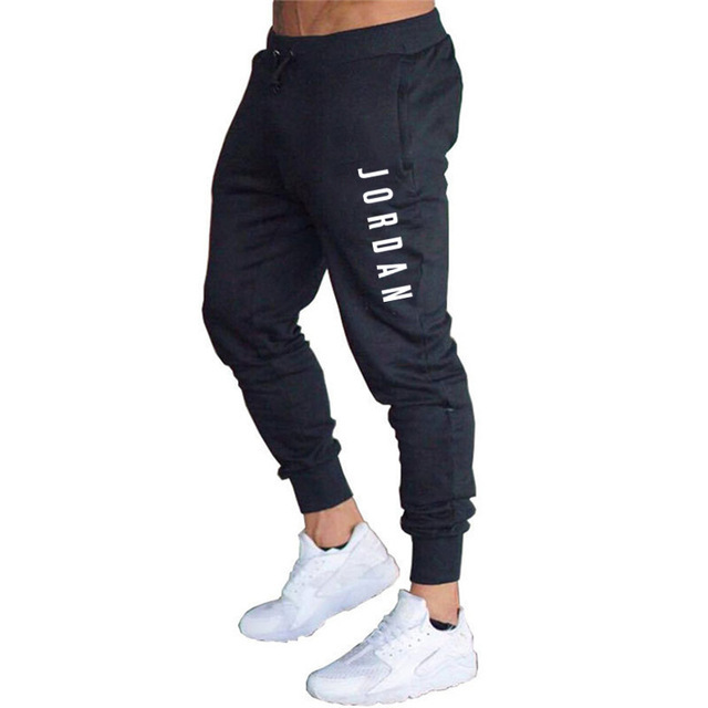 JORDAN - pantaloni della tuta da uomo comodi ed eleganti
