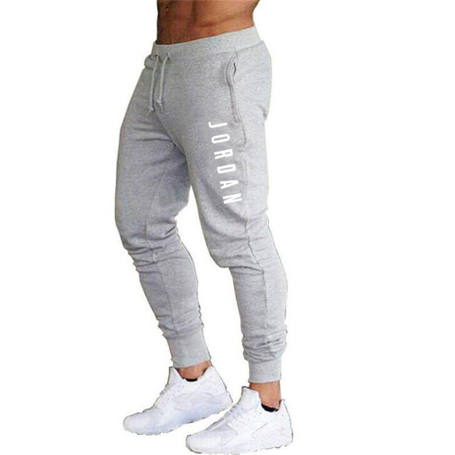 JORDAN - pantaloni della tuta da uomo comodi ed eleganti