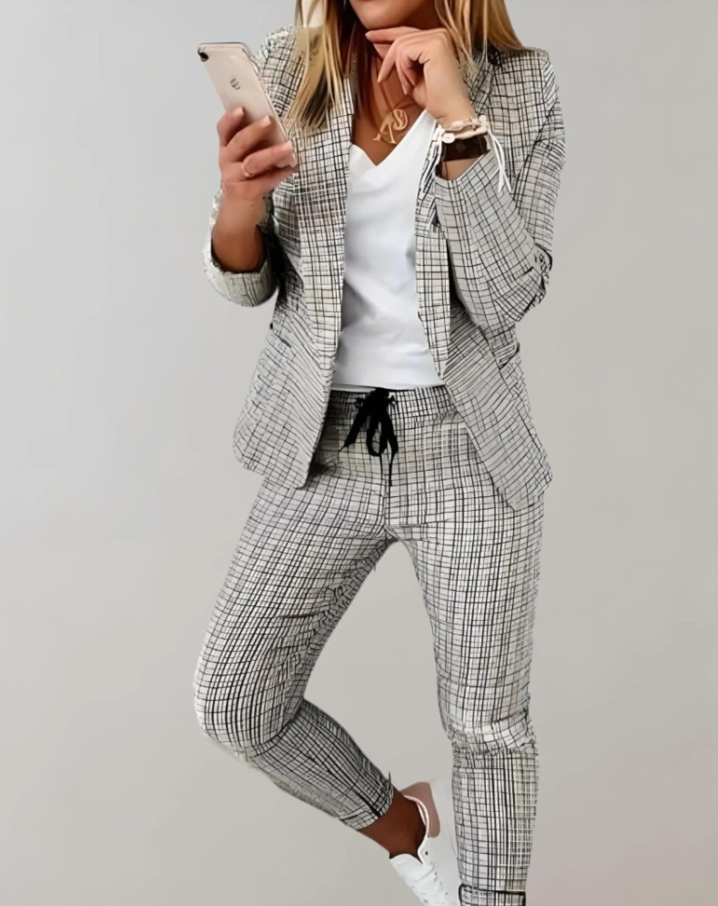 Elegante set composto da giacca e pantaloni da donna - roderika