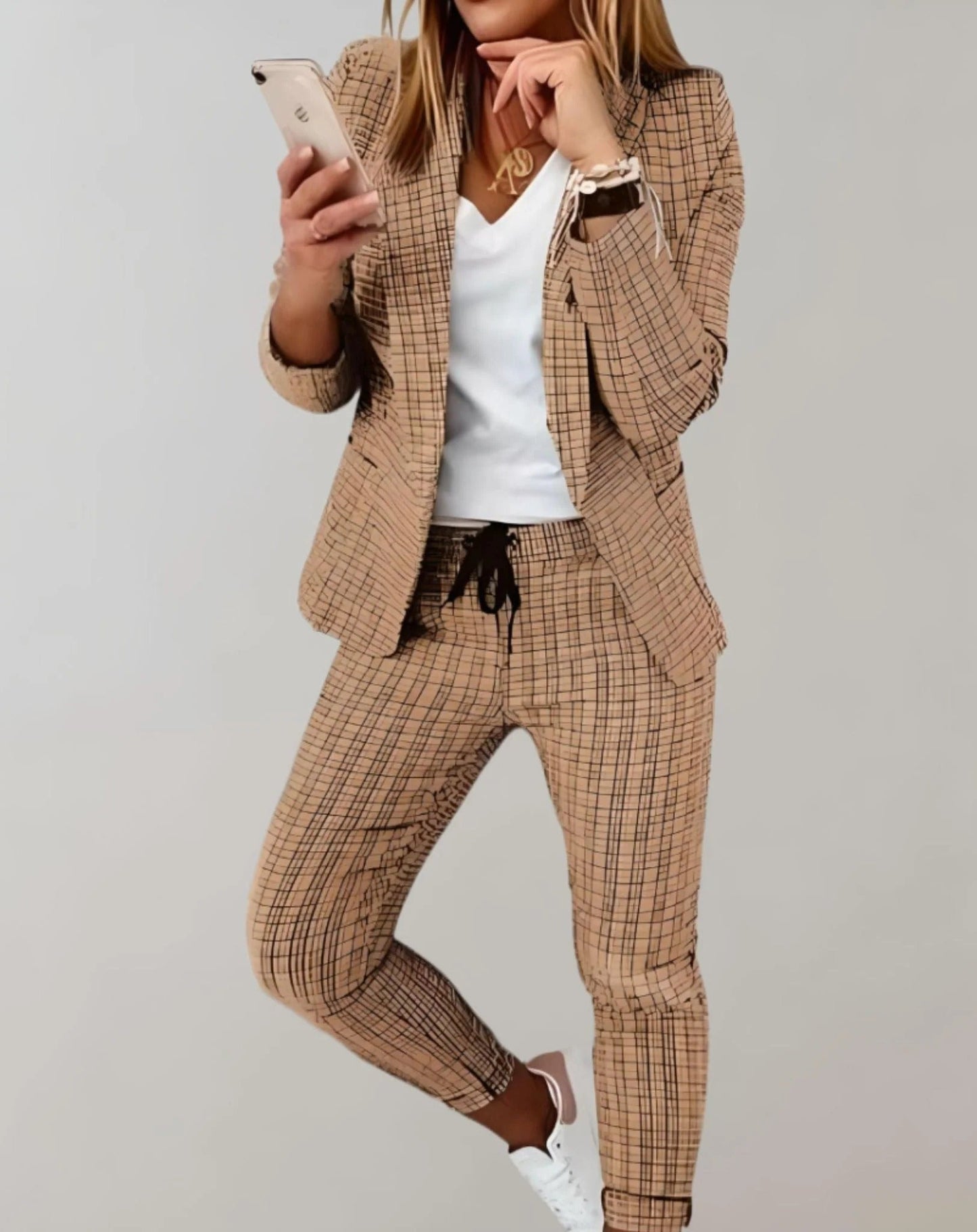 Elegante set composto da giacca e pantaloni da donna - roderika